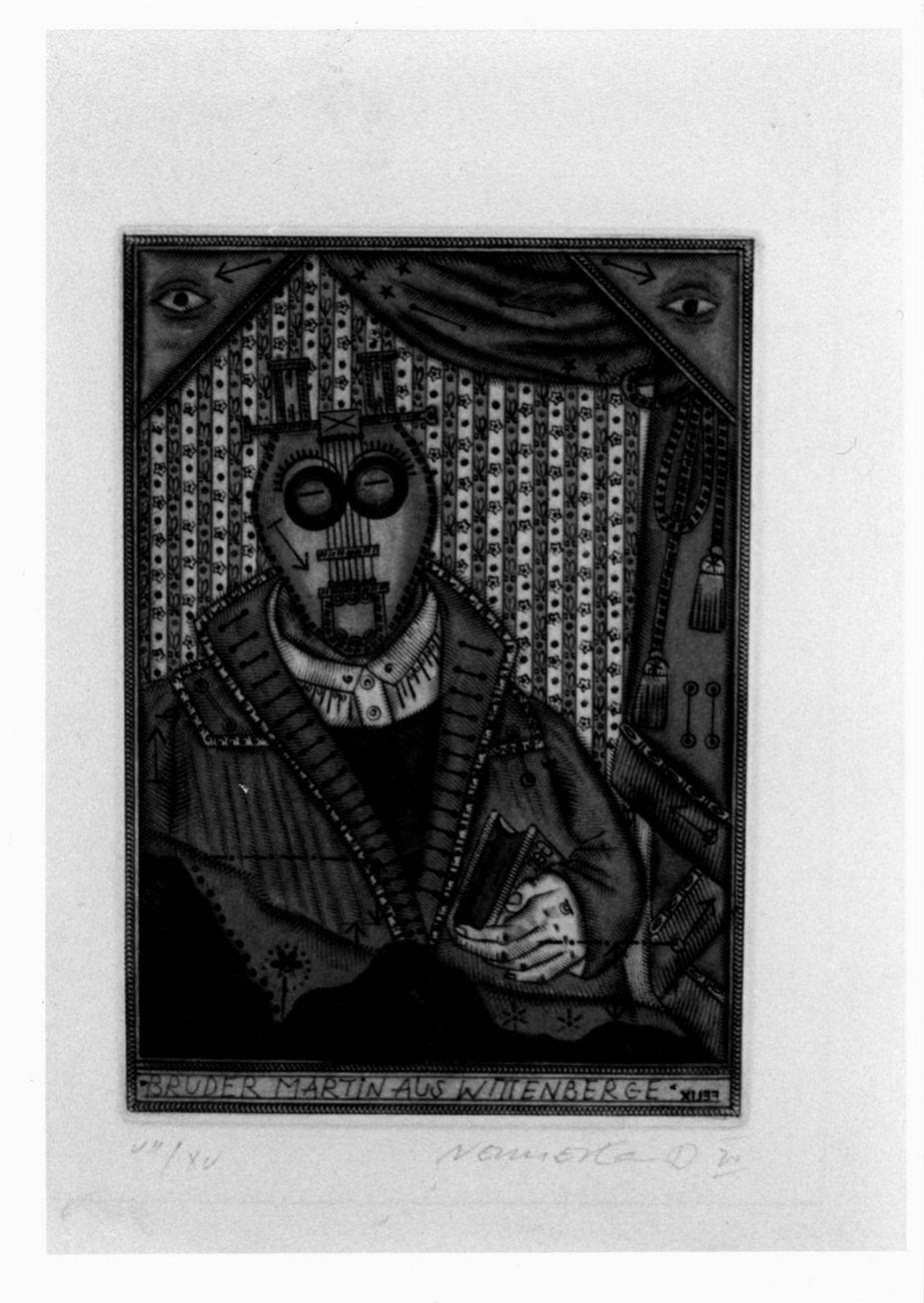 figura con testa in forma di cassa armonica in interno con tenda (stampa a colori) di Vennekamp Johannes (sec. XX)