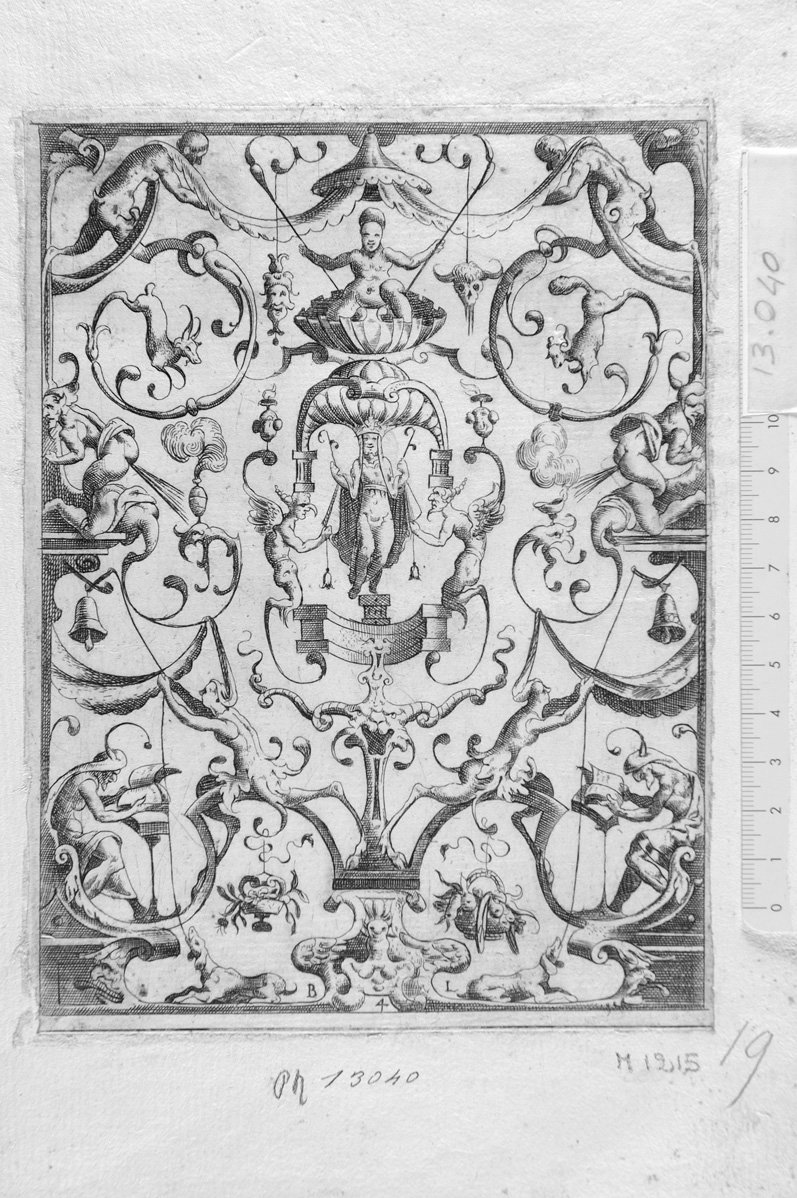 Ornato con figure grottesche. 4. Uomo nudo con corona sul capo (stampa) - ambito tedesco (sec. XVII)