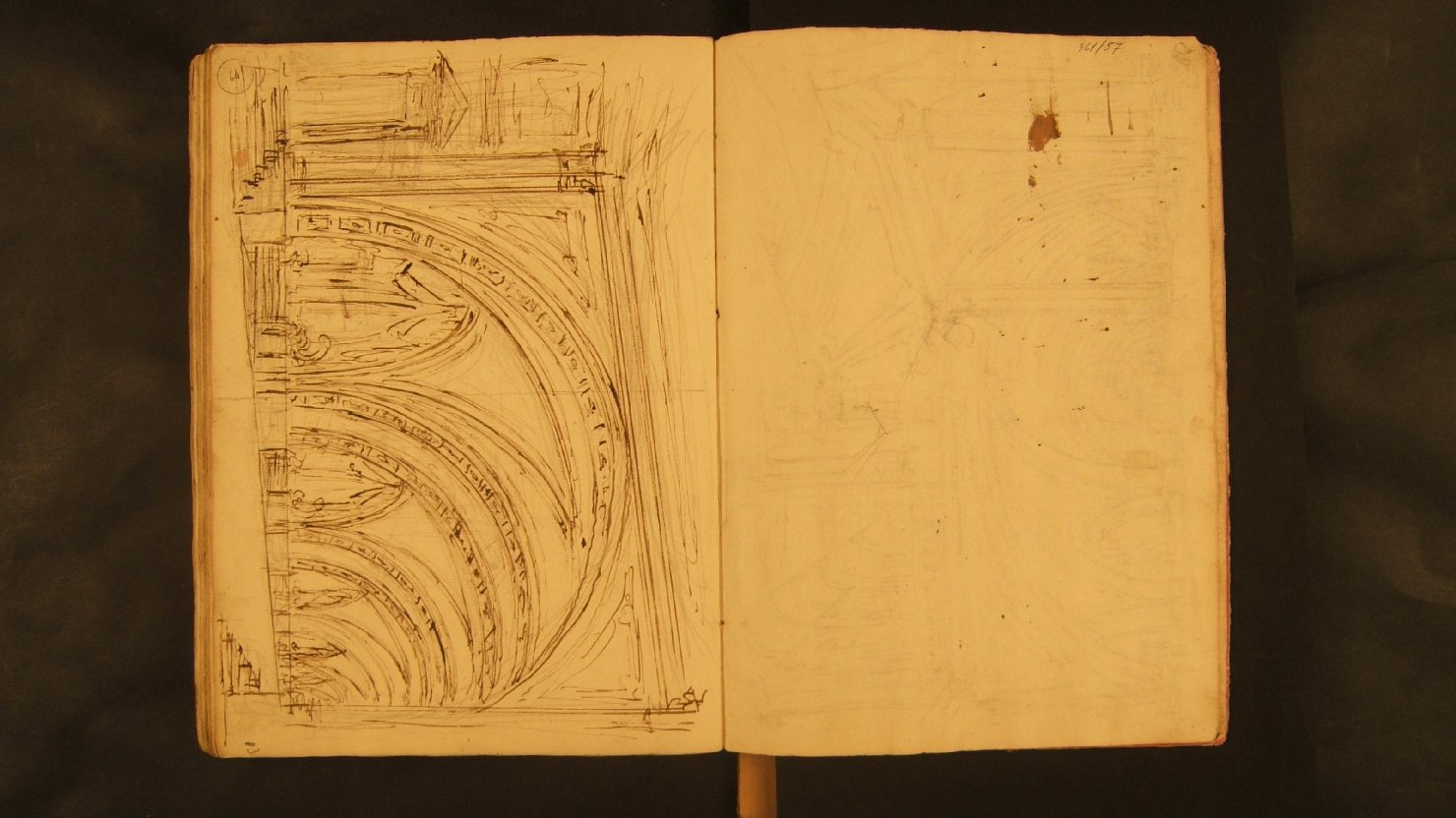 due schizzi di sotterraneo (disegno, elemento d'insieme) di Galliari Gaspare (attribuito) (sec. XVIII)