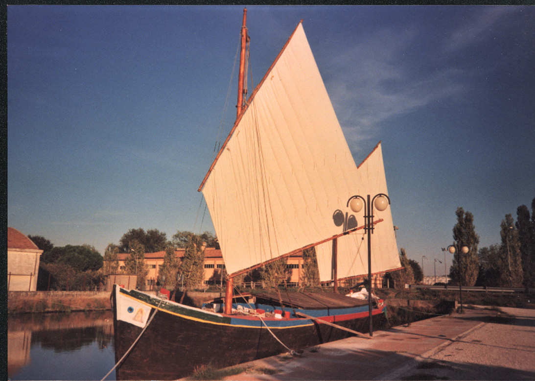 barca a vela, imbarcazione tipica "comacina" di Marchetti E (cantiere) (1930)