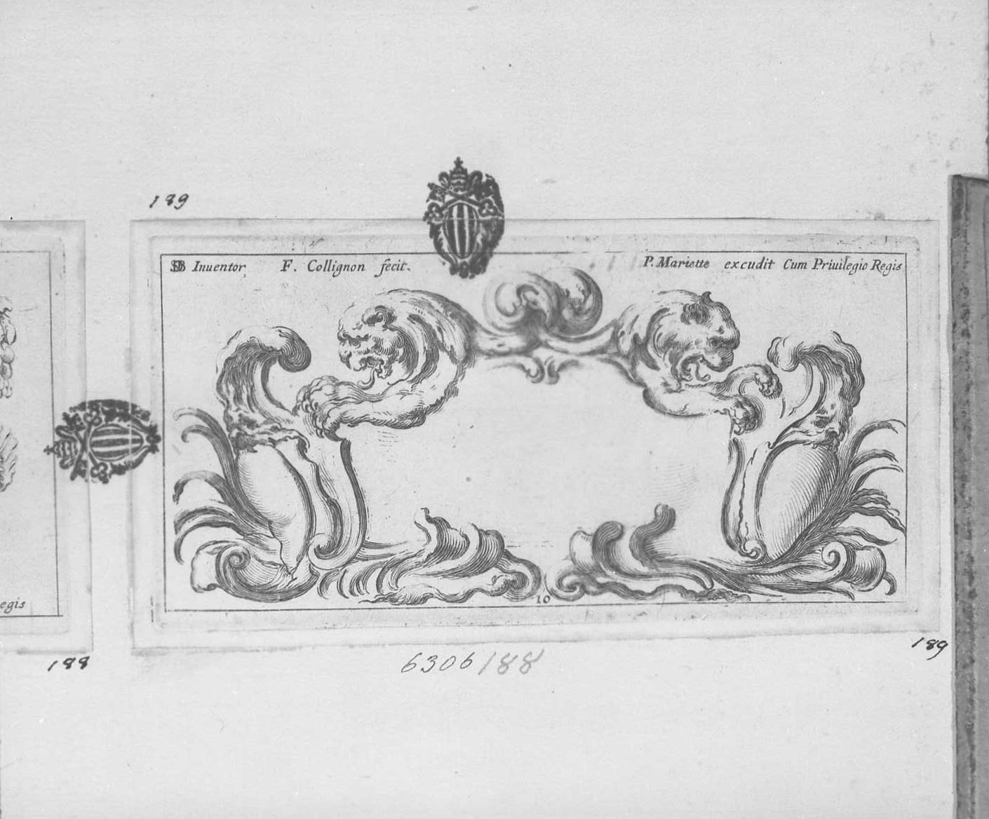 Recueil des diverses baccanales: ornato con teste di tigri, libri (stampa tagliata) di Collignon Francois (sec. XVII)