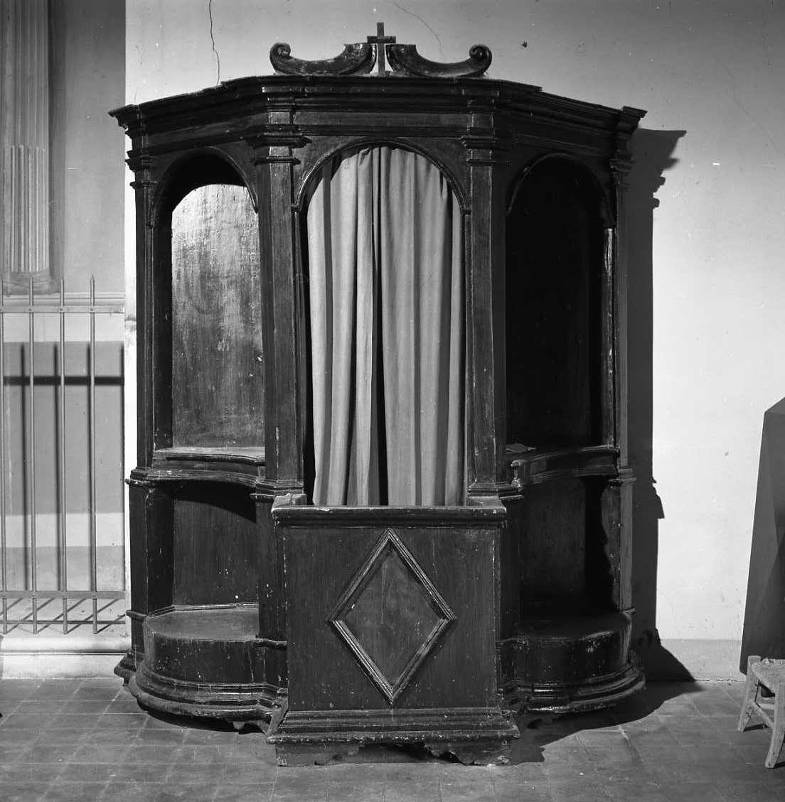 confessionale, serie - bottega imolese (prima metà sec. XIX)