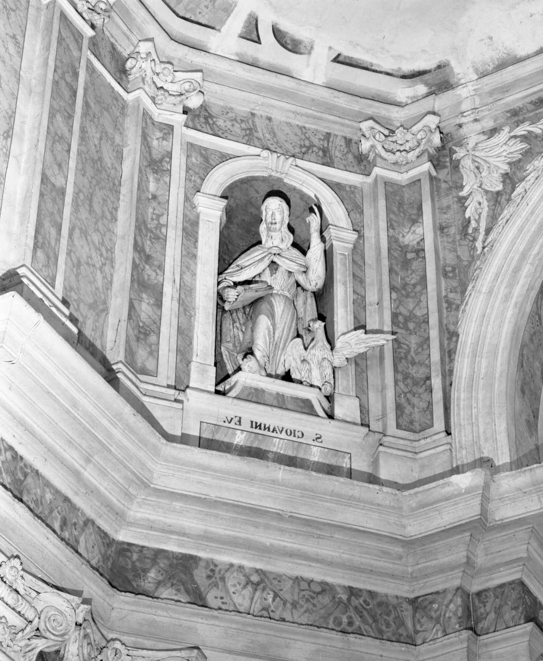 San Giovanni Evangelista (scultura, elemento d'insieme) - ambito ferrarese (sec. XVIII)