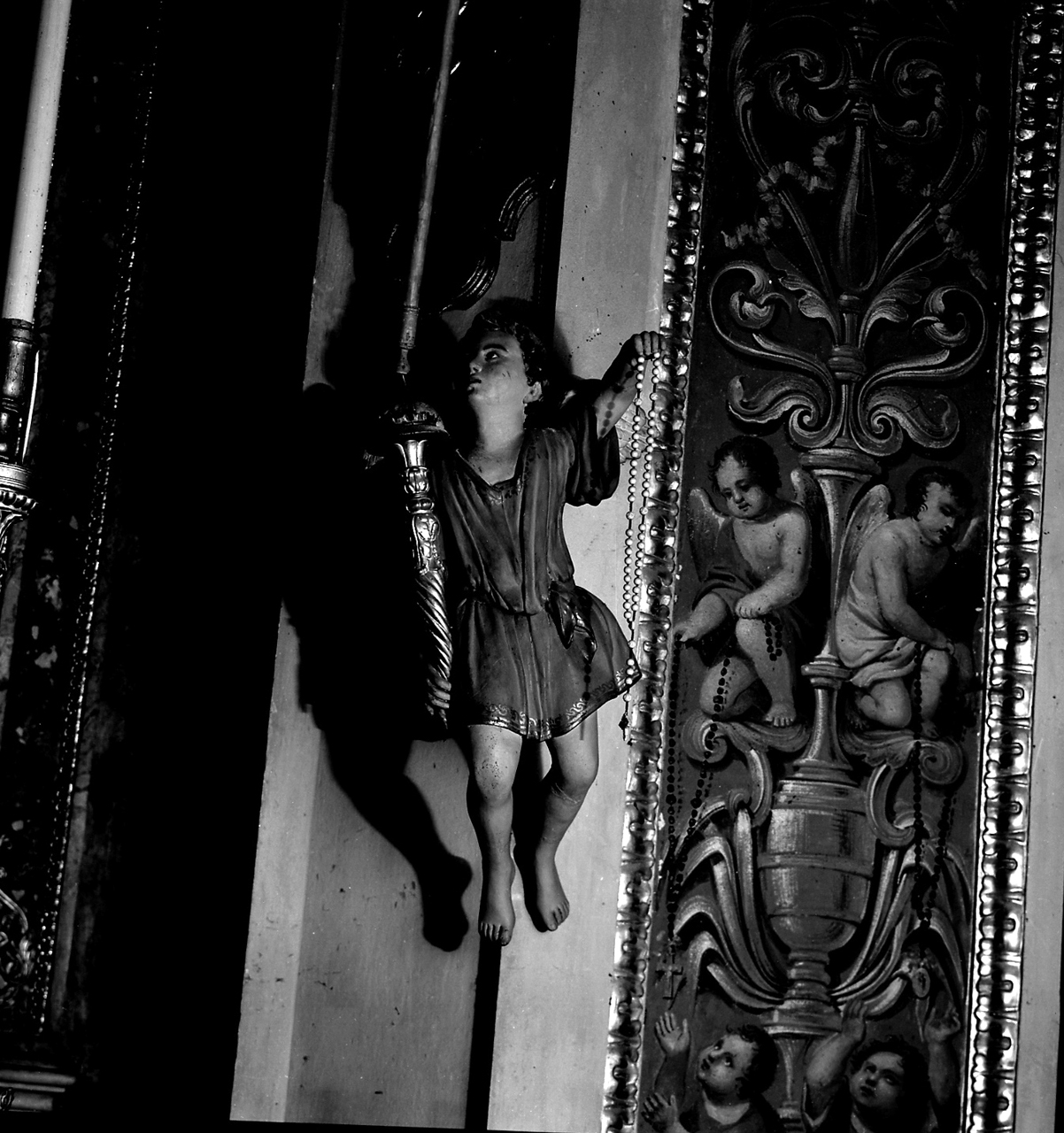 Angelo reggicandelabro (candelabro - a statua) - ambito emiliano (secc. XVIII/ XIX)