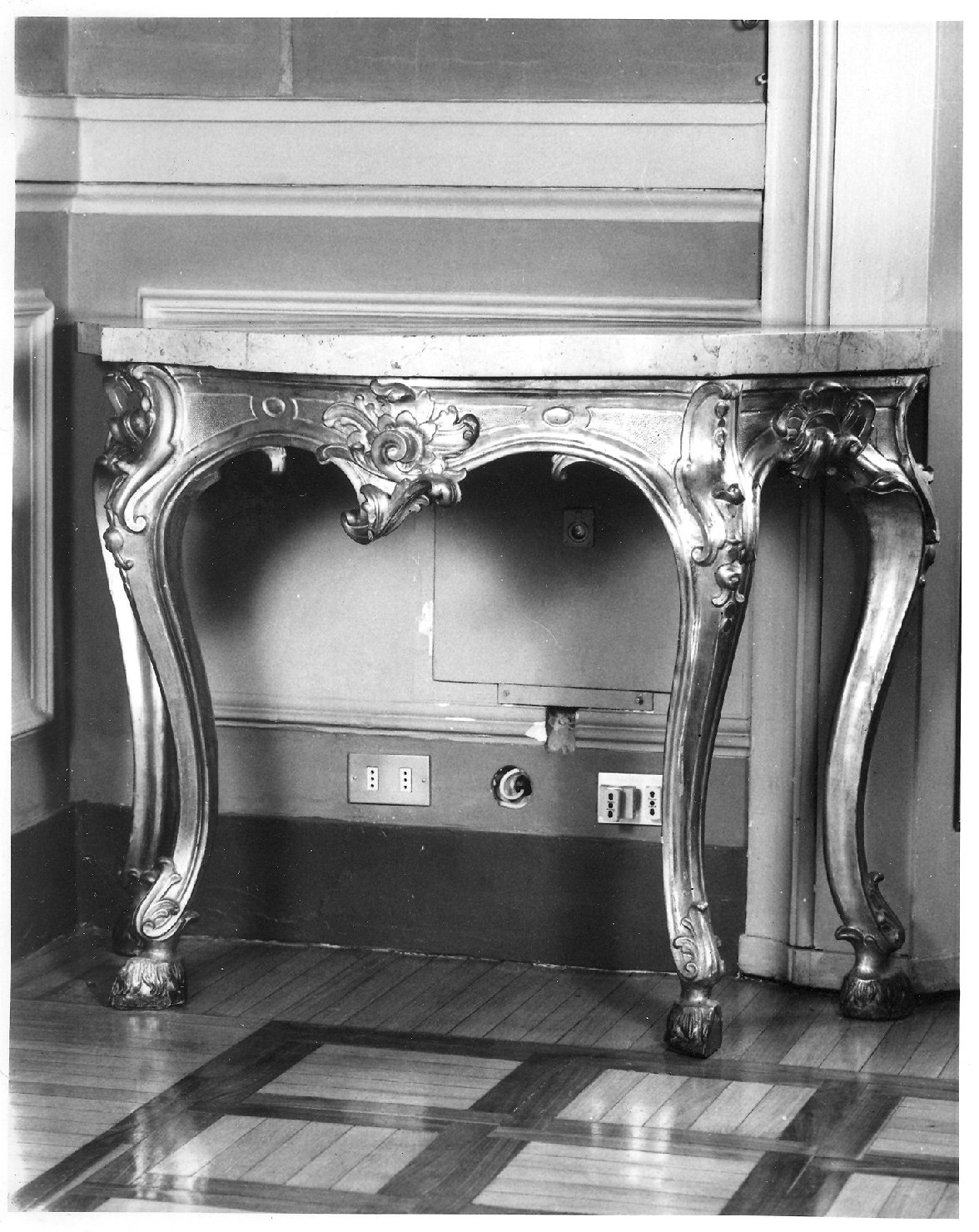 console - bottega europea (sec. XVIII)
