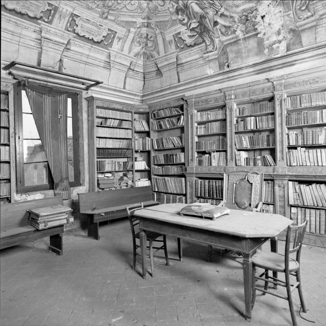 bibliothèque, insieme - ambito ferrarese (sec. XVII)
