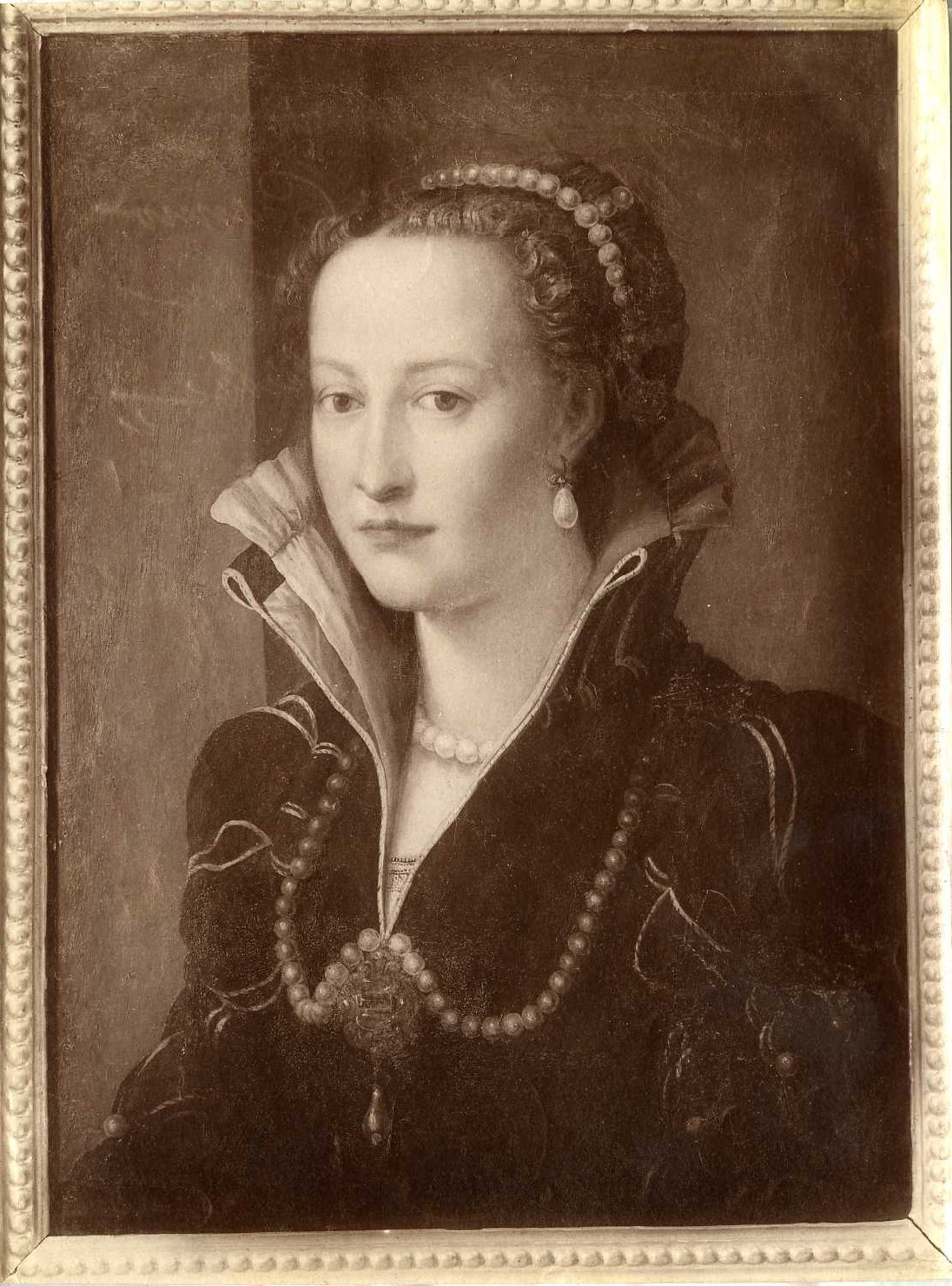 Ritratto di donna - Dipinti (positivo) di Bronzino, il, Istituto Italiano d'Arti Grafiche di Bergamo (XIX/ XX)