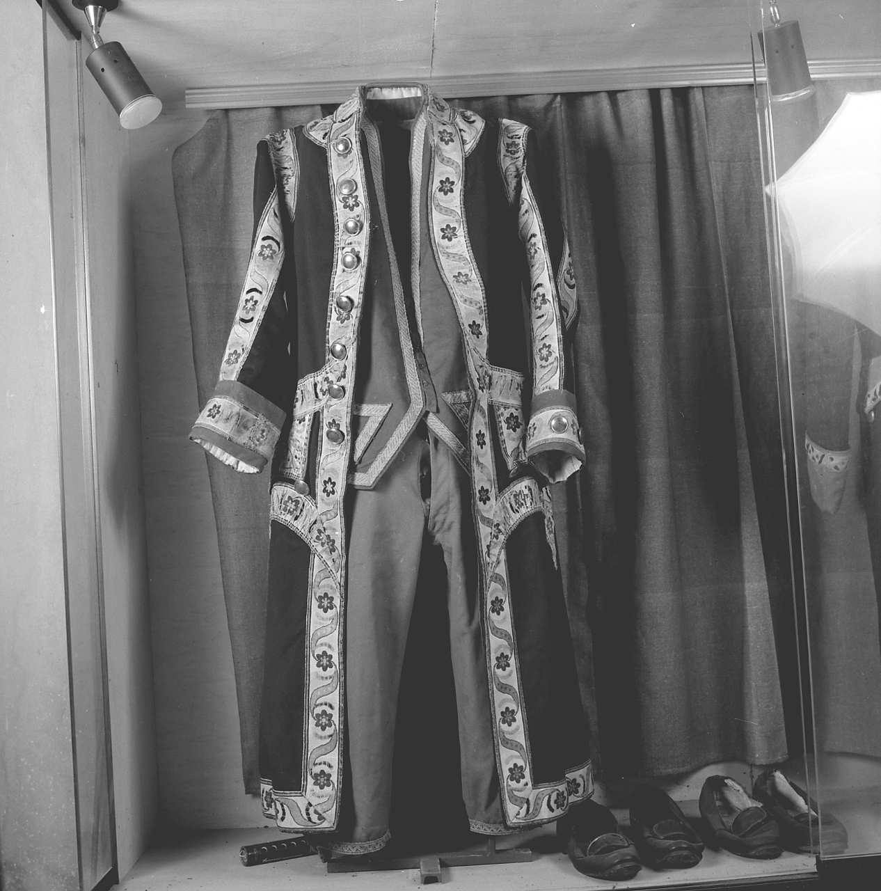 divisa, coppia - manifattura imolese (sec. XVIII)