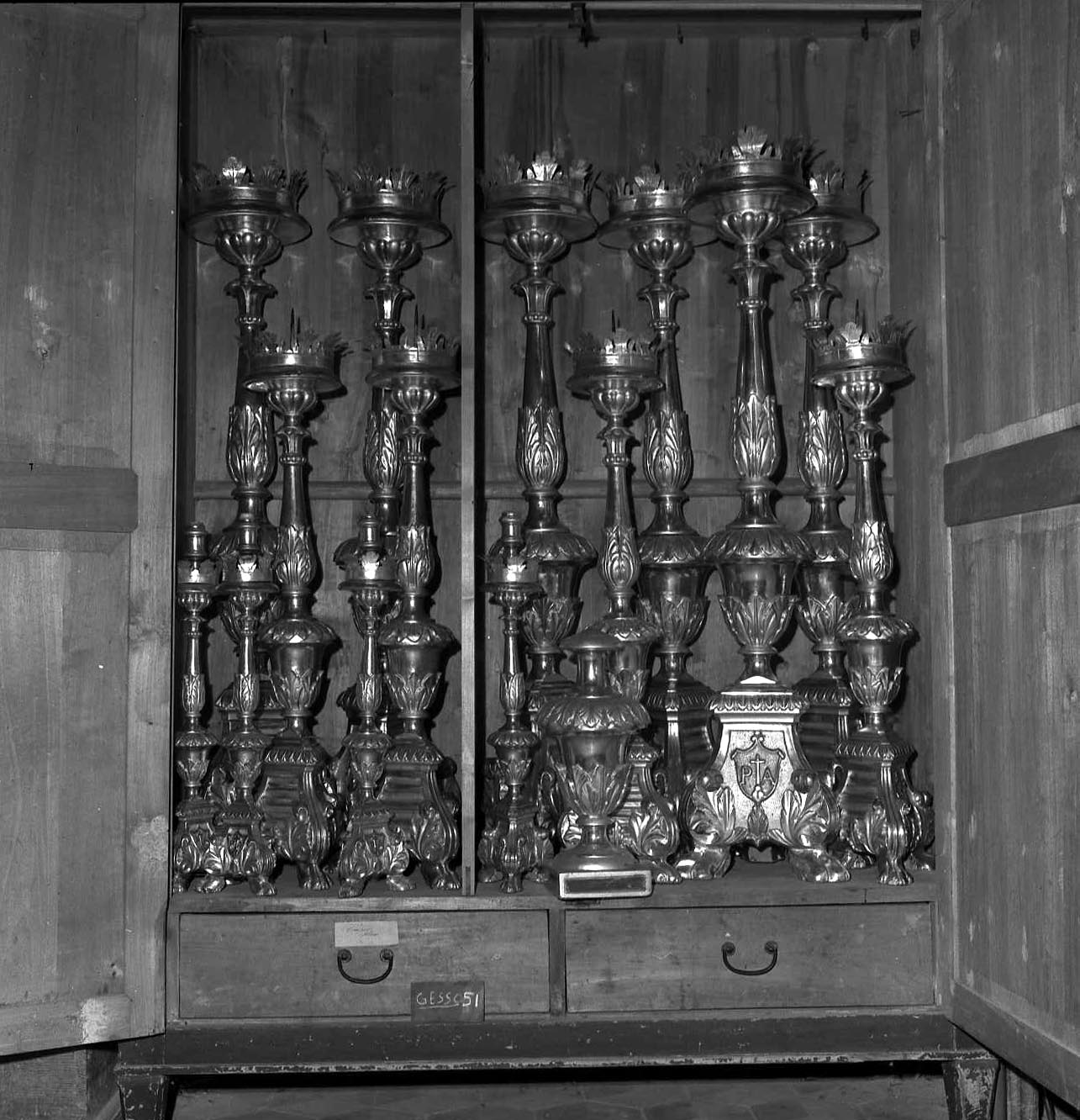 candeliere da chiesa - bottega italiana (sec. XIX)