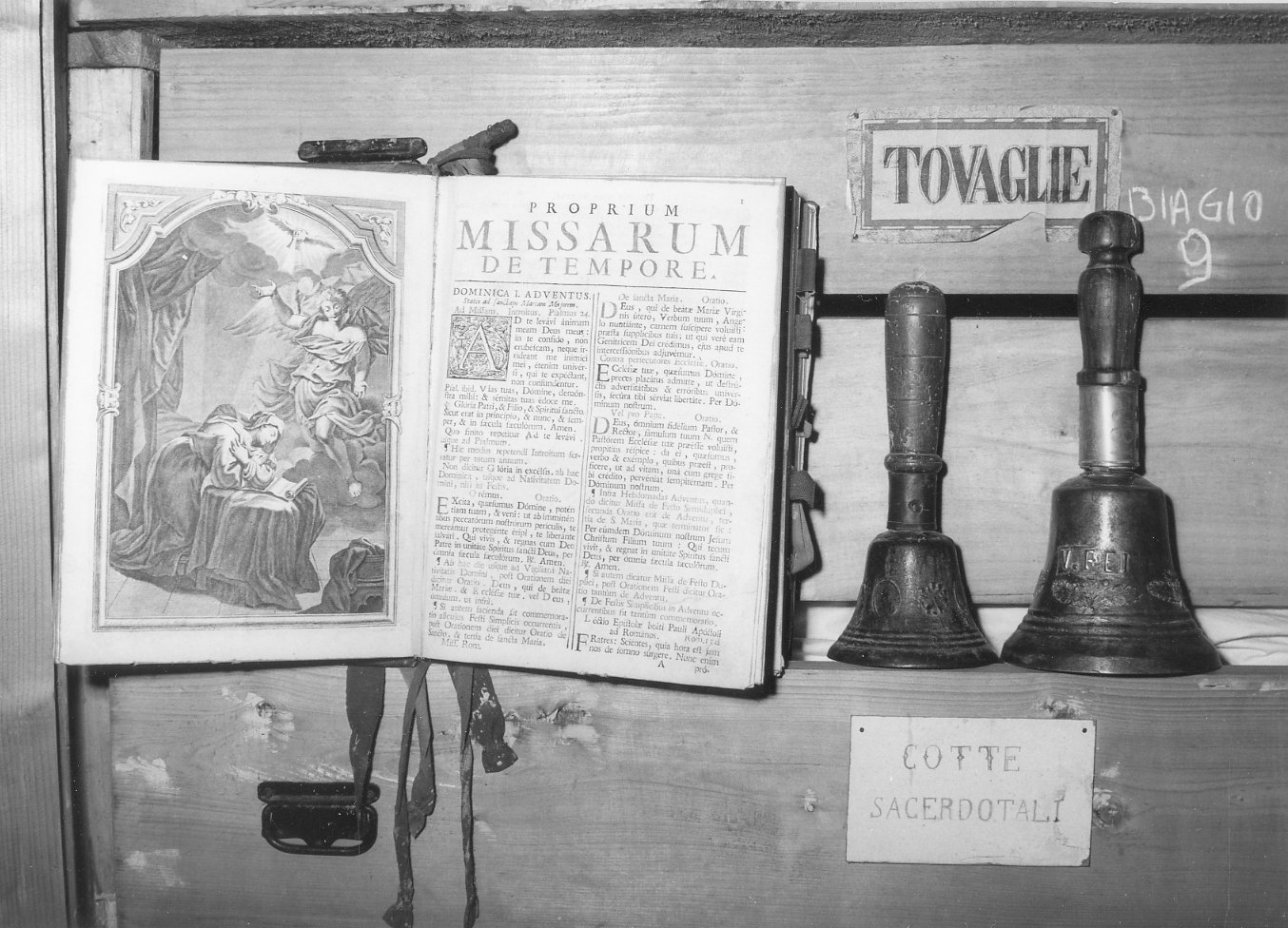 coperta di libro liturgico - produzione veneziana (sec. XVIII, sec. XVIII)