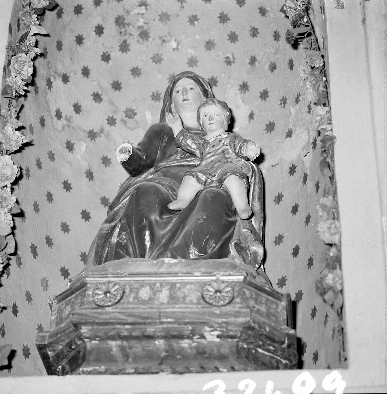 Madonna del Rosario (statua) - bottega italiana (sec. XX)