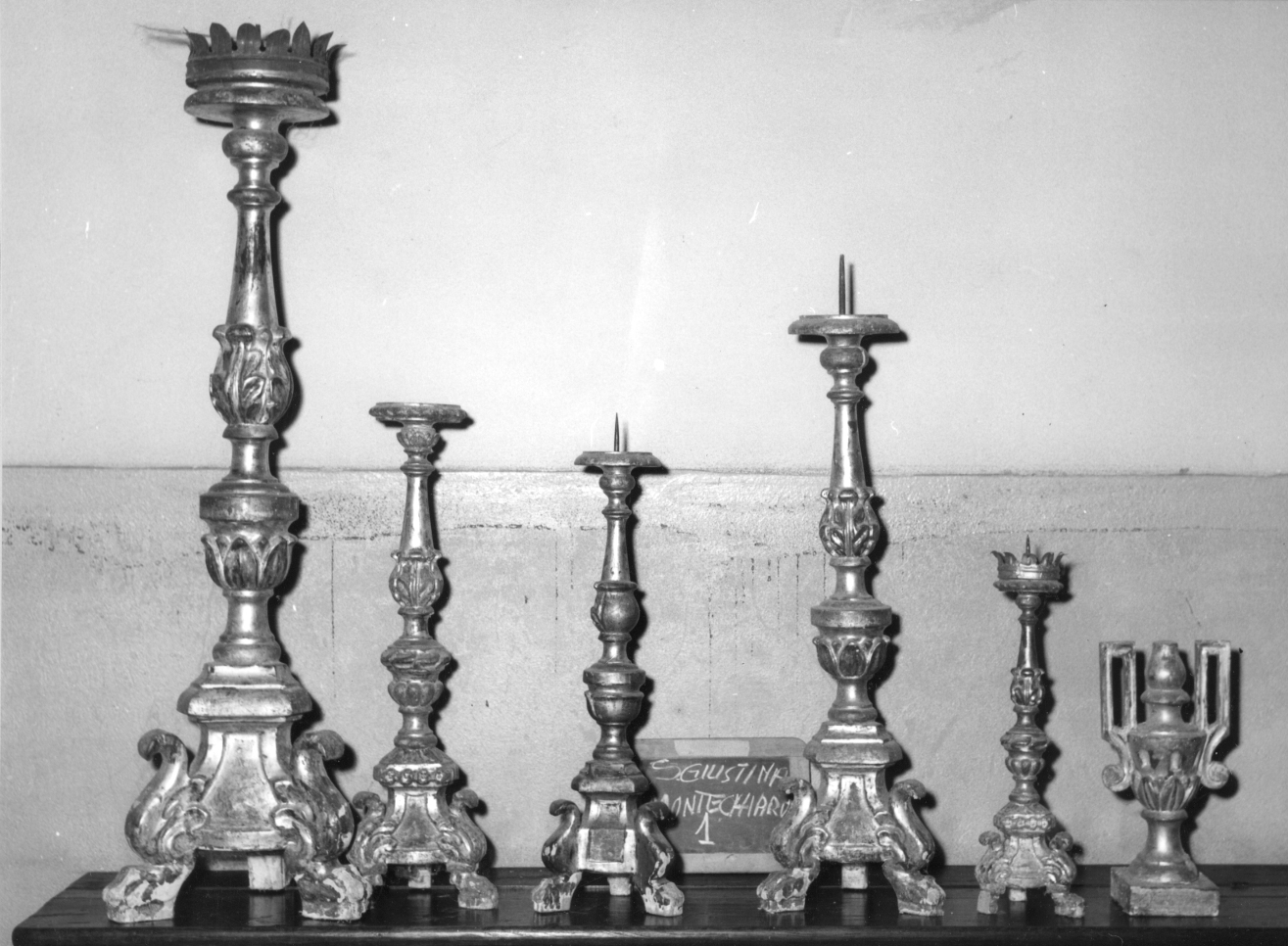 vaso d'altare con composizione floreale - bottega bolognese (fine sec. XVIII)