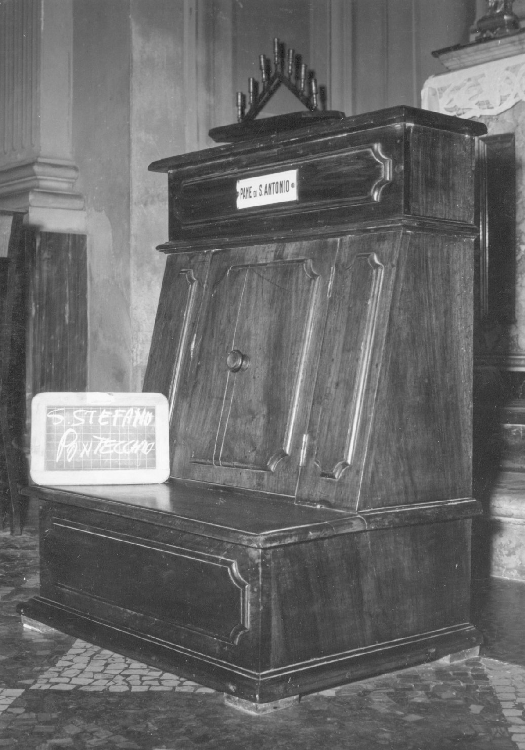 inginocchiatoio - bottega emiliana (sec. XVIII)