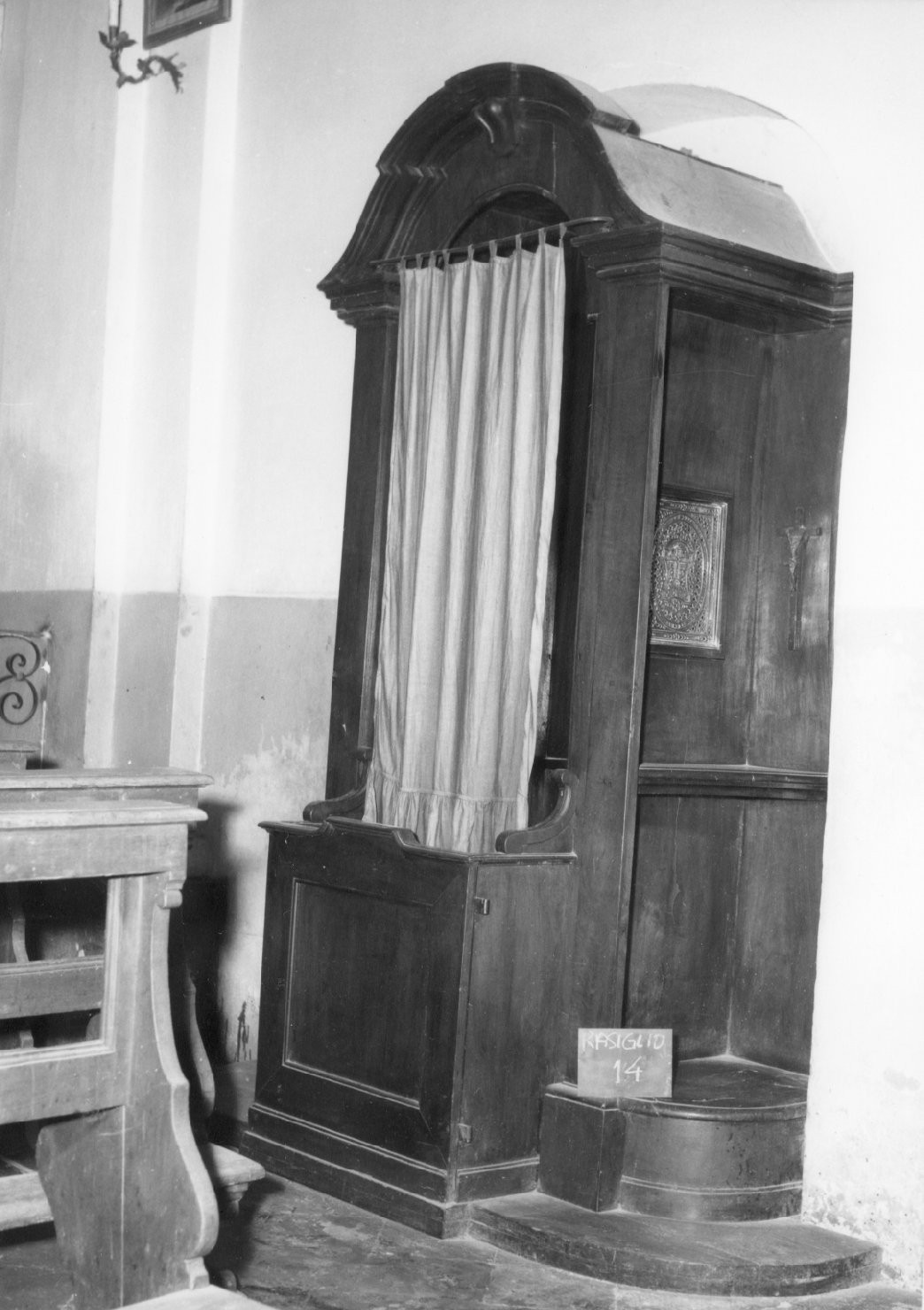 confessionale - bottega bolognese (sec. XVIII)