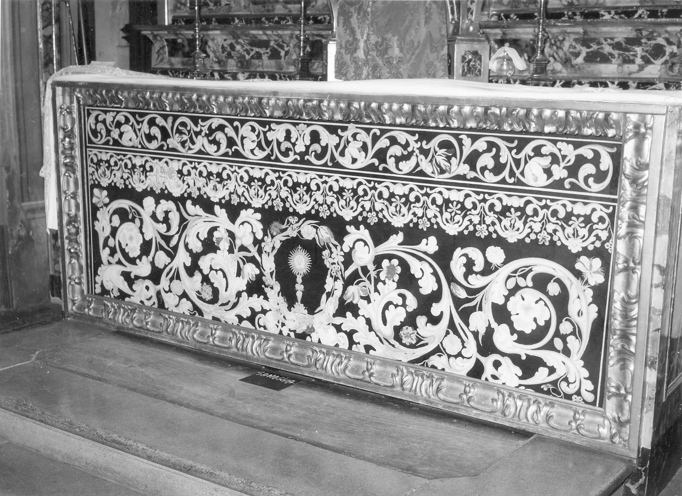 paliotto - bottega italiana (sec. XVII)