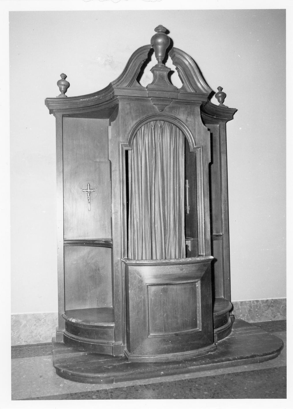 confessionale - bottega emiliana (sec. XVIII)