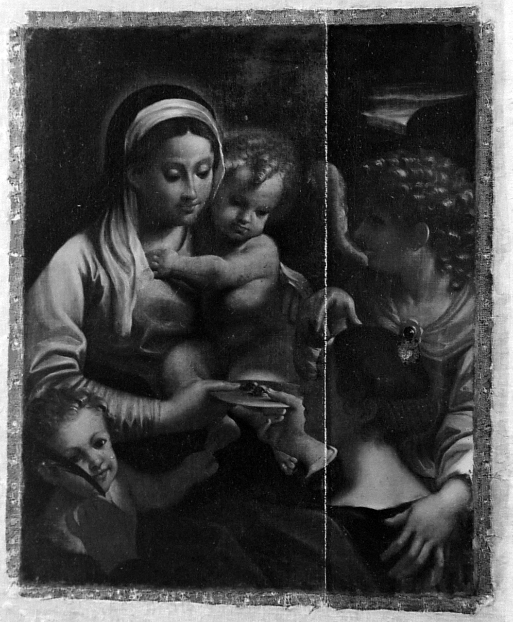 Madonna con Bambino, santa Lucia e angeli (dipinto) - ambito bolognese (inizio sec. XVII) <br>Condizioni d'uso: <a class='link-esterno' href='https://docs.italia.it/italia/icdp/icdp-pnd-circolazione-riuso-docs/it/v1.0-giugno-2022/testo-etichetta-BCS.html' target='_bcs'>Beni Culturali Standard (BCS)</a>