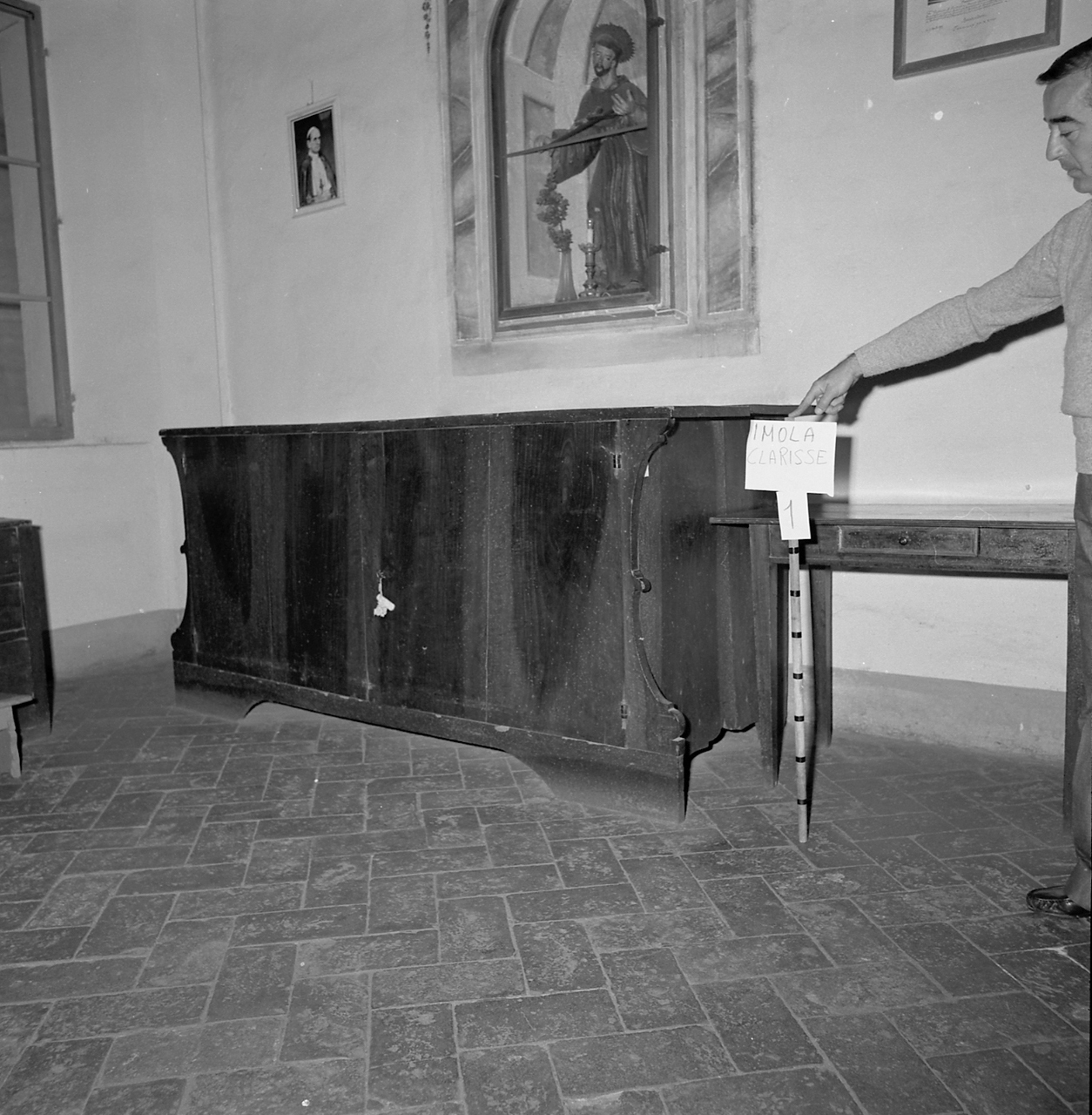 credenza - manifattura emiliana (sec. XVIII)