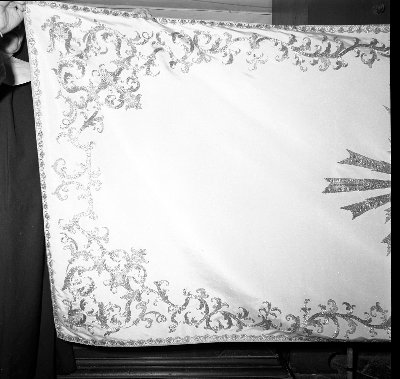 velo omerale - manifattura emiliana (sec. XVIII)