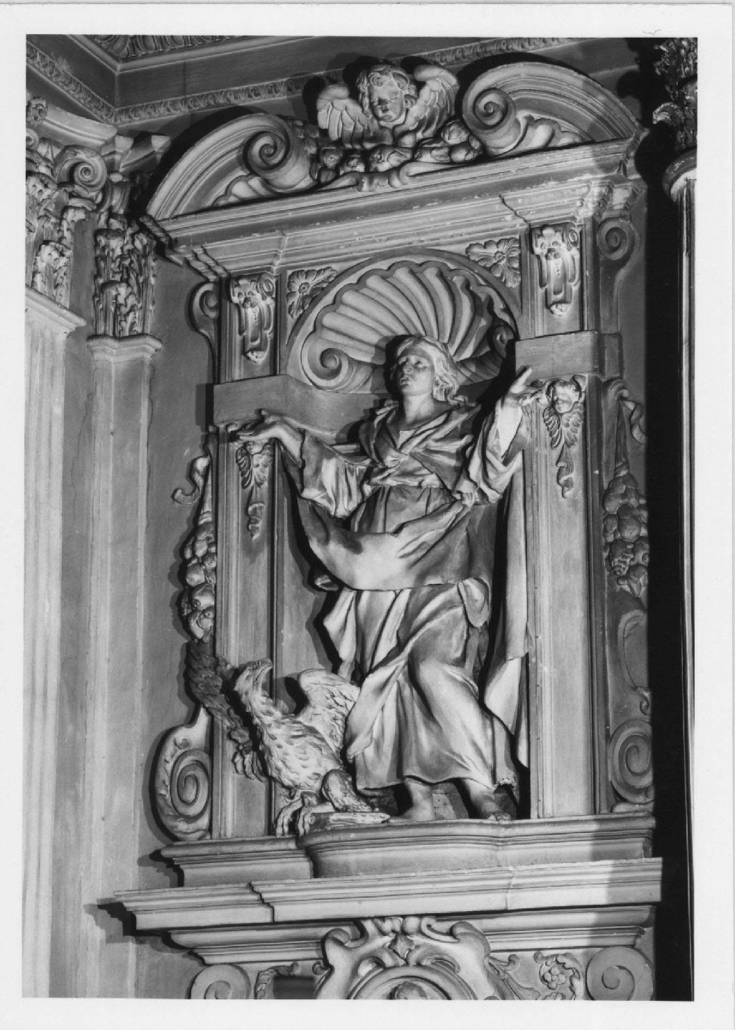 San Giovanni evangelista (statua, elemento d'insieme) di Brunelli Gabriele (sec. XVII)