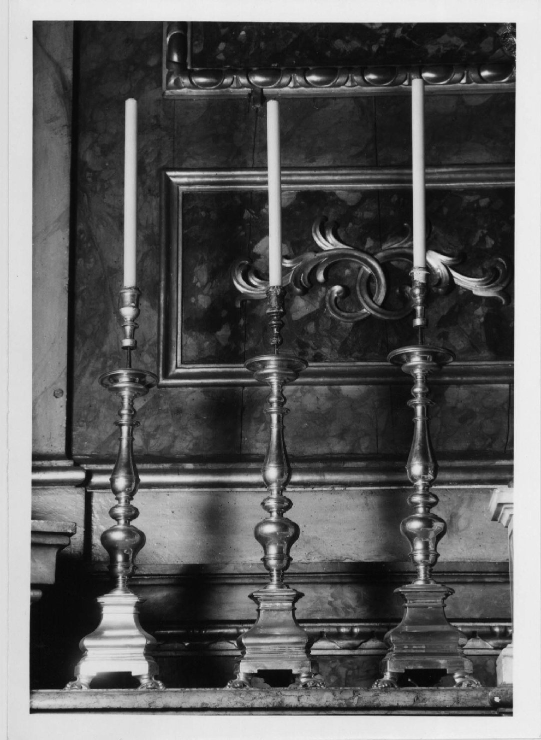 candeliere d'altare - manifattura emiliana (sec. XVIII)