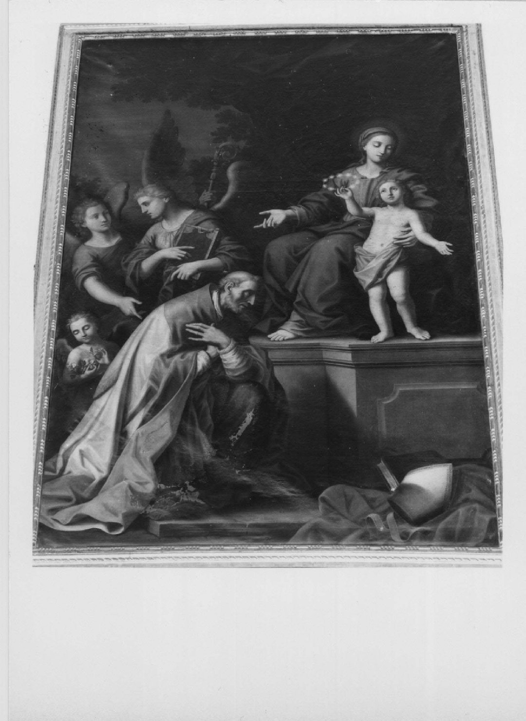 Madonna con il Bambino e il beato vescovo D'Ancina (dipinto) di L'Ange Francesco (sec. XVIII)