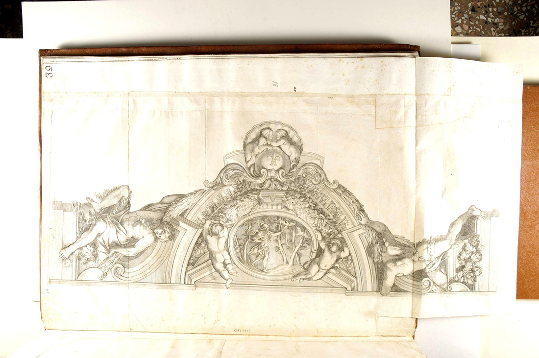 motivi decorativi architettonici con medaglione; Enea guidato nella foresta da due colombe (stampa) di Audran Gérard, Pietro da Cortona (sec. XVII)