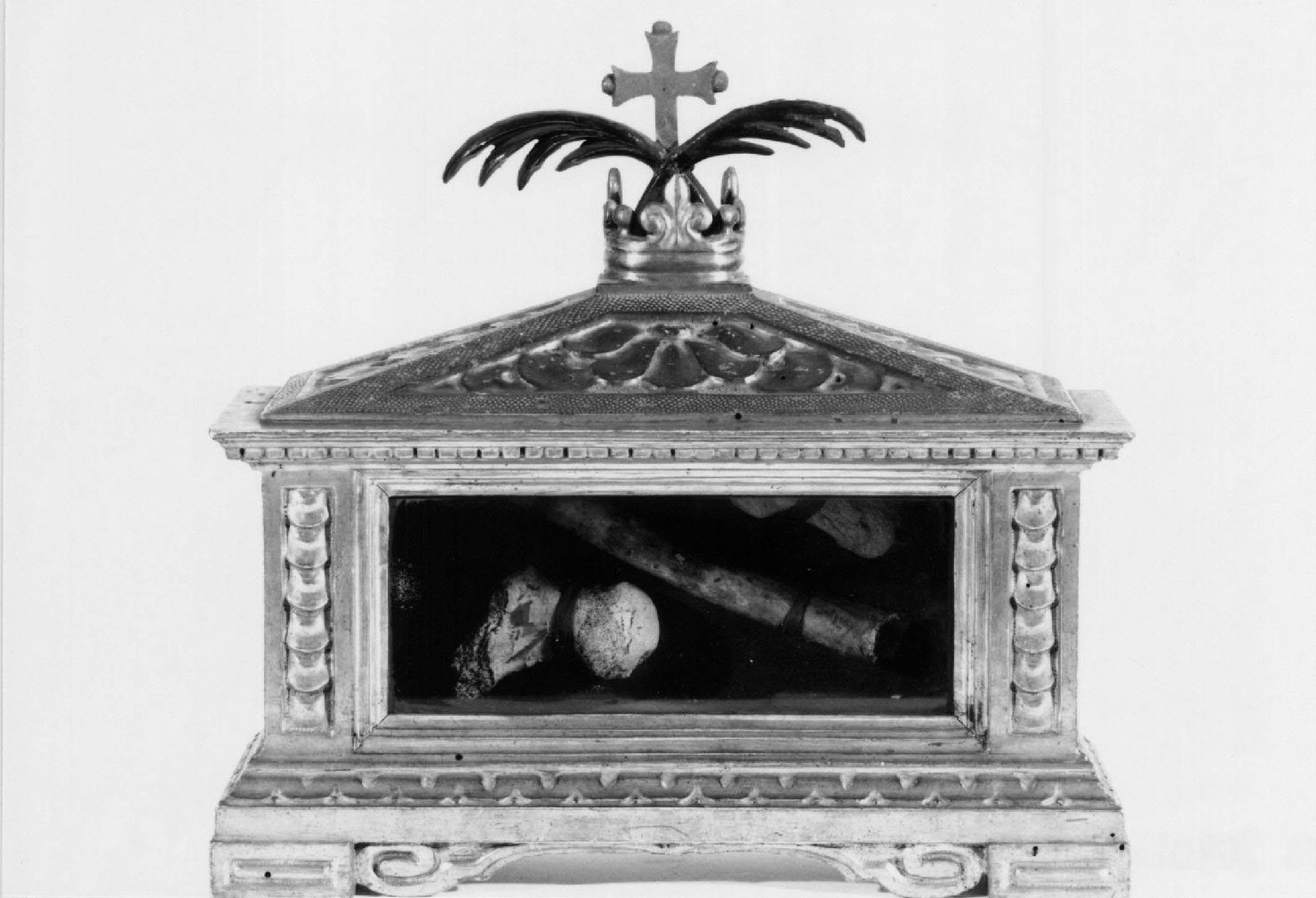 reliquiario a teca - a urna - manifattura bolognese (sec. XVII)