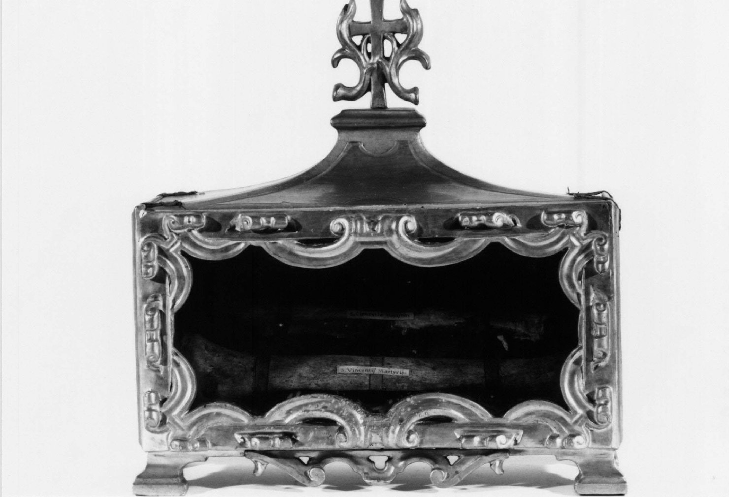 reliquiario a teca - a urna - manifattura bolognese (seconda metà sec. XVIII)