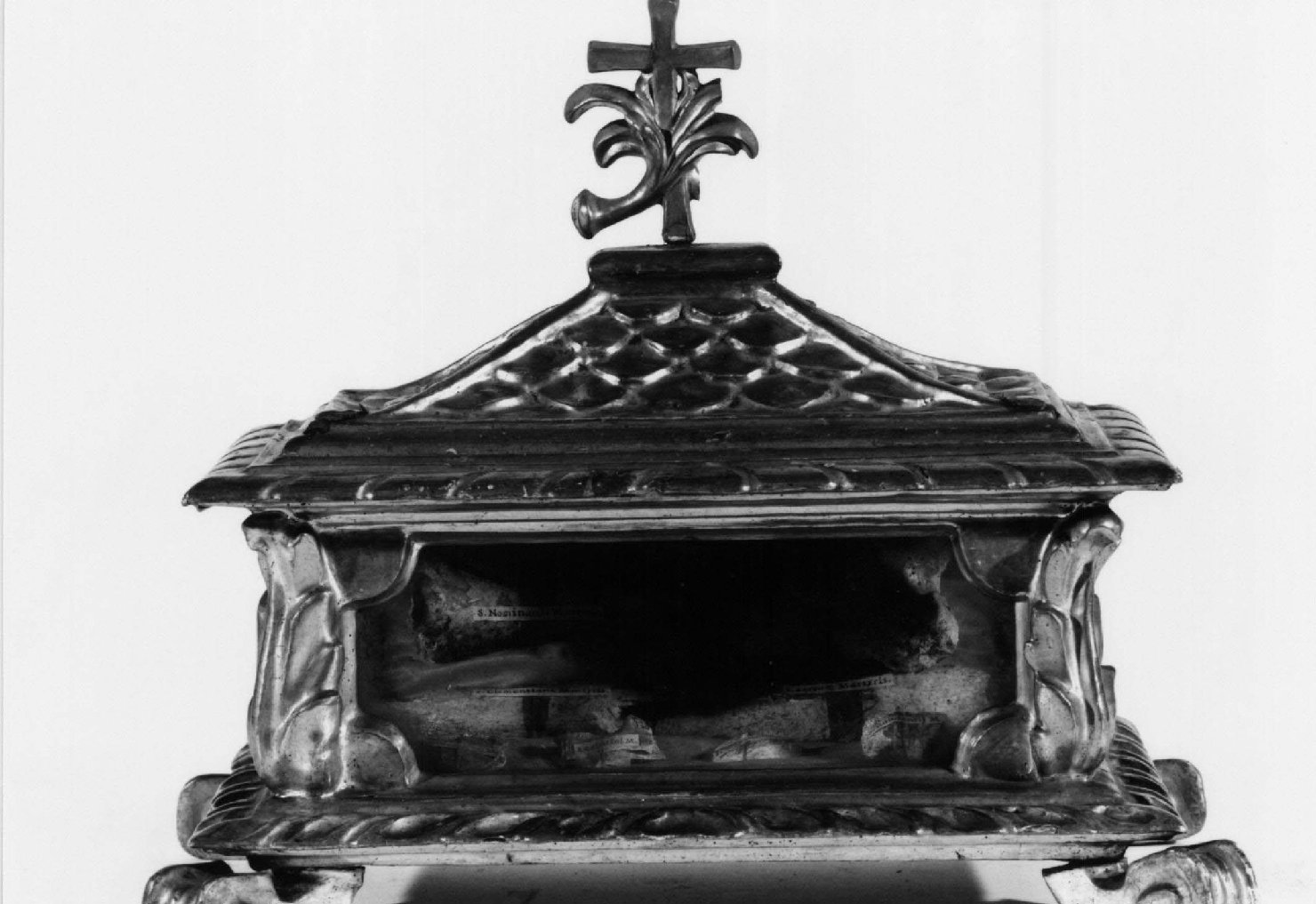 reliquiario a teca - a urna - manifattura bolognese (sec. XVII)