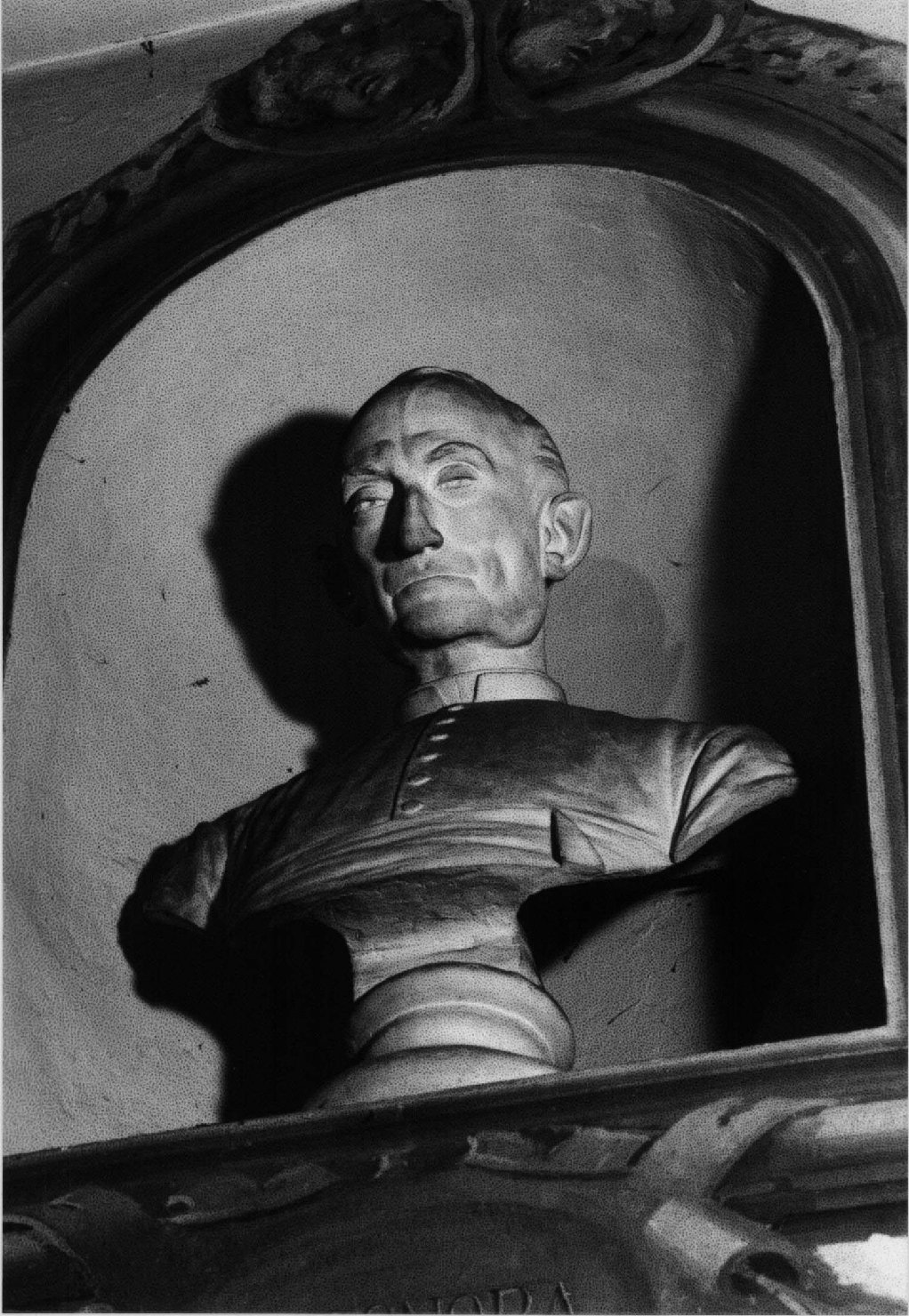 busto di p. Raffaele Bonora (busto) - manifattura bolognese (primo quarto sec. XX)