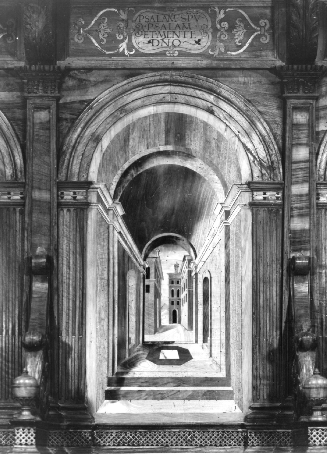 prospettiva architettonica (decorazione a intarsio, elemento d'insieme) di De Marchi Biagio (sec. XVI)