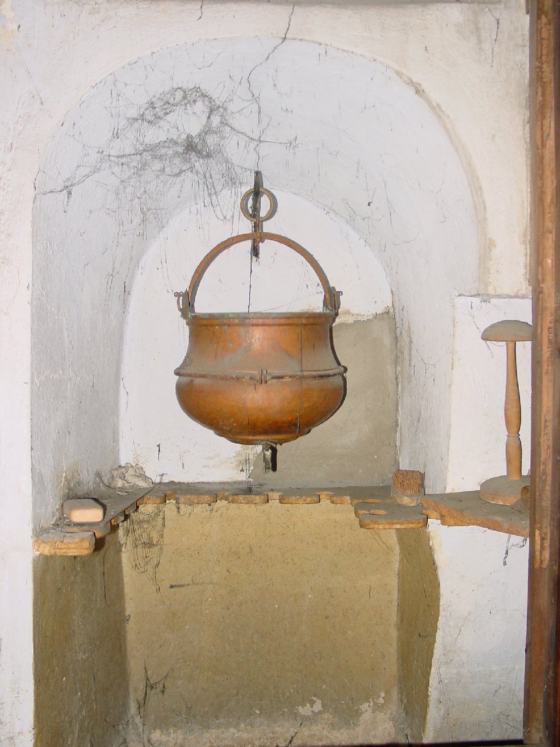 lavabo da sacrestia - bottega bolognese (sec. XVII)