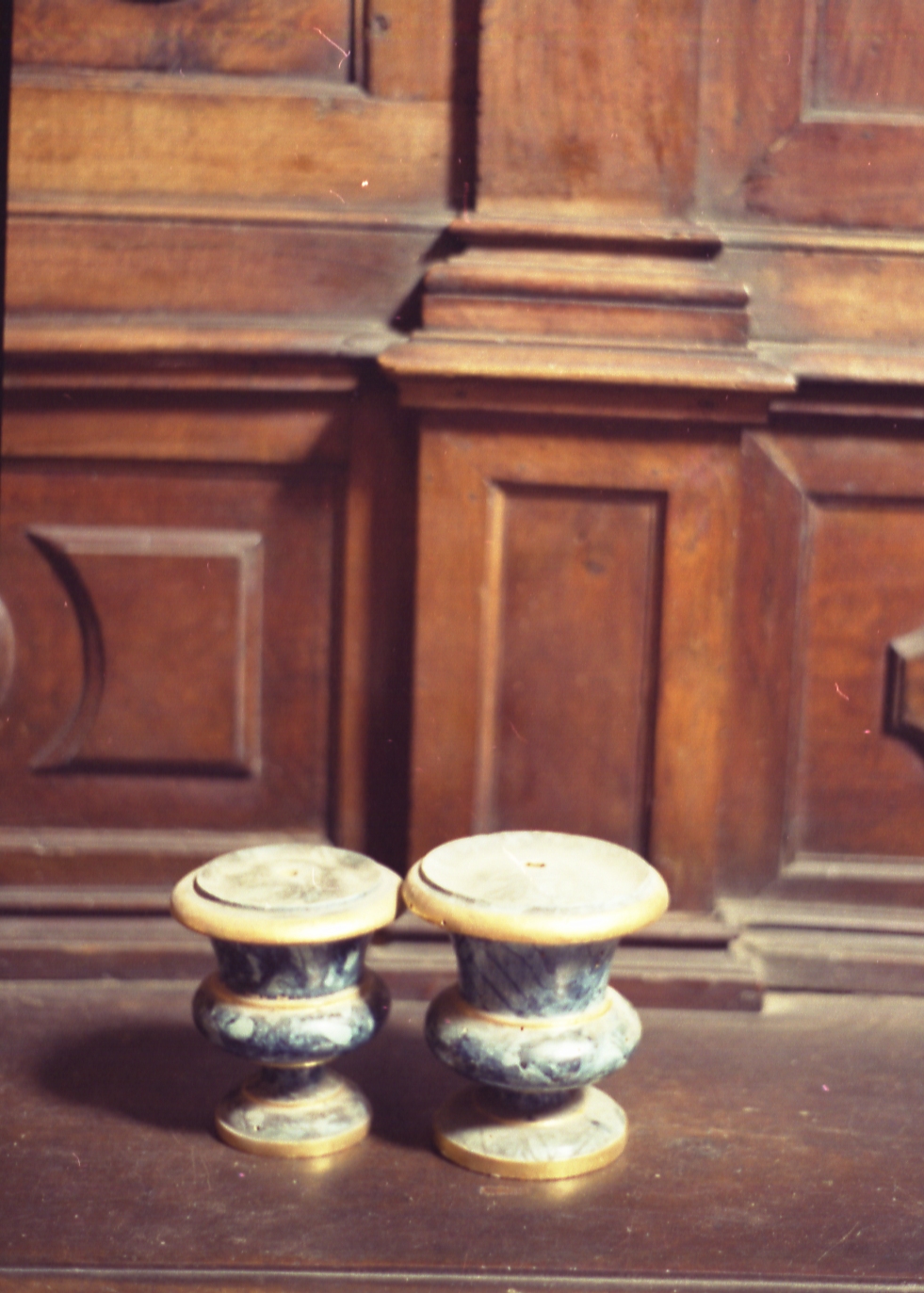 vaso d'altare con composizione floreale - bottega bolognese (sec. XIX)