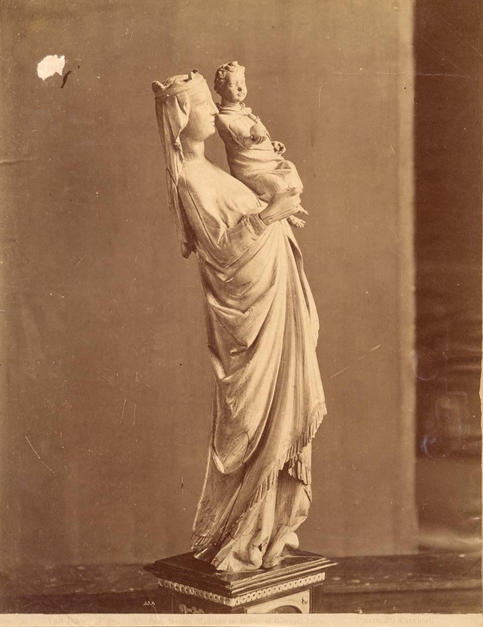 Madonna col Bambino - Sculture (positivo) di Giovanni Pisano, Van Lint, Enrico (XIX)