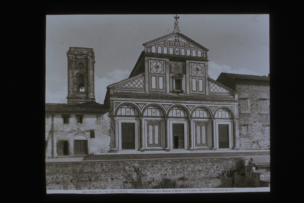 Veduta architettonica/ esterno/ Firenze/ S.Miniato al Monte (diapositiva) di F.lli Alinari S.p.A. - Istituto di Edizioni Artistiche (ditta) - ambito romanico fiorentino (XX)