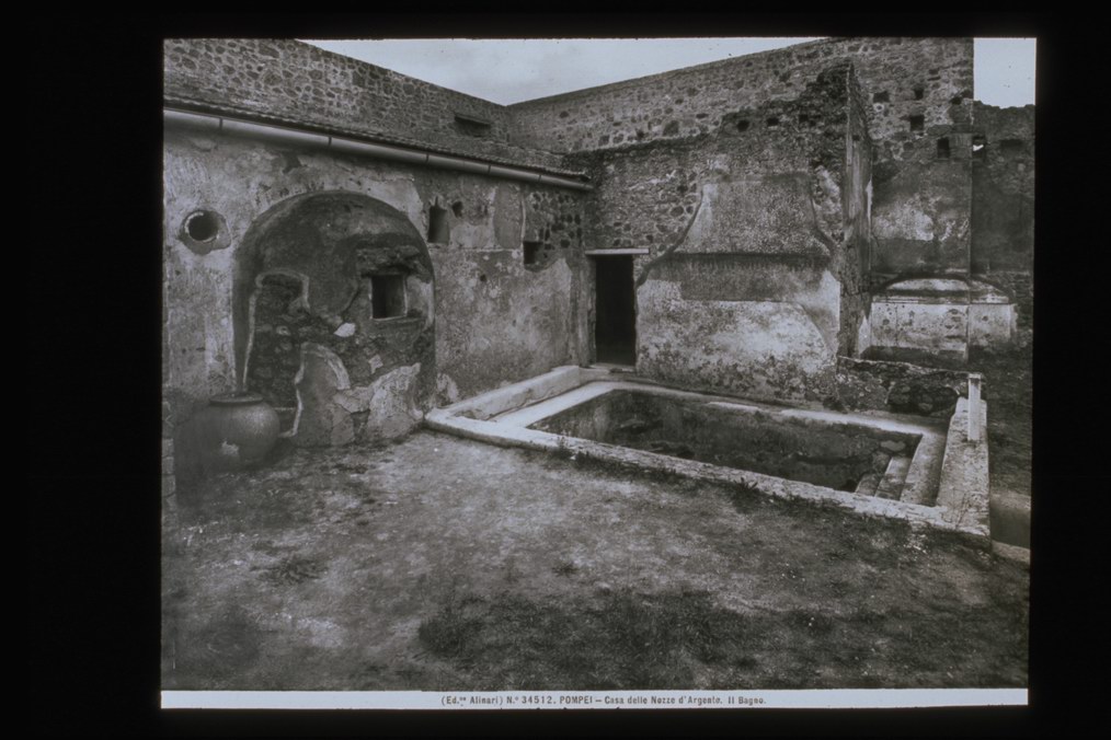 NA/ Pompei/ Casa delle Nozze d'Argento (diapositiva) di Alinari, Fratelli (ditta), F.lli Alinari S.p.A. - Istituto di Edizioni Artistiche (ditta) (XX)