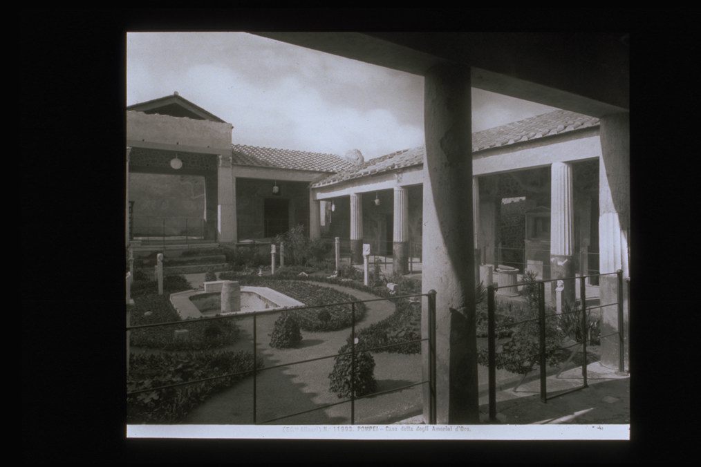 NA/ Pompei/ Casa detta degli Amorini d'Oro (diapositiva) di Alinari, Fratelli (ditta), F.lli Alinari S.p.A. - Istituto di Edizioni Artistiche (ditta) (XX)