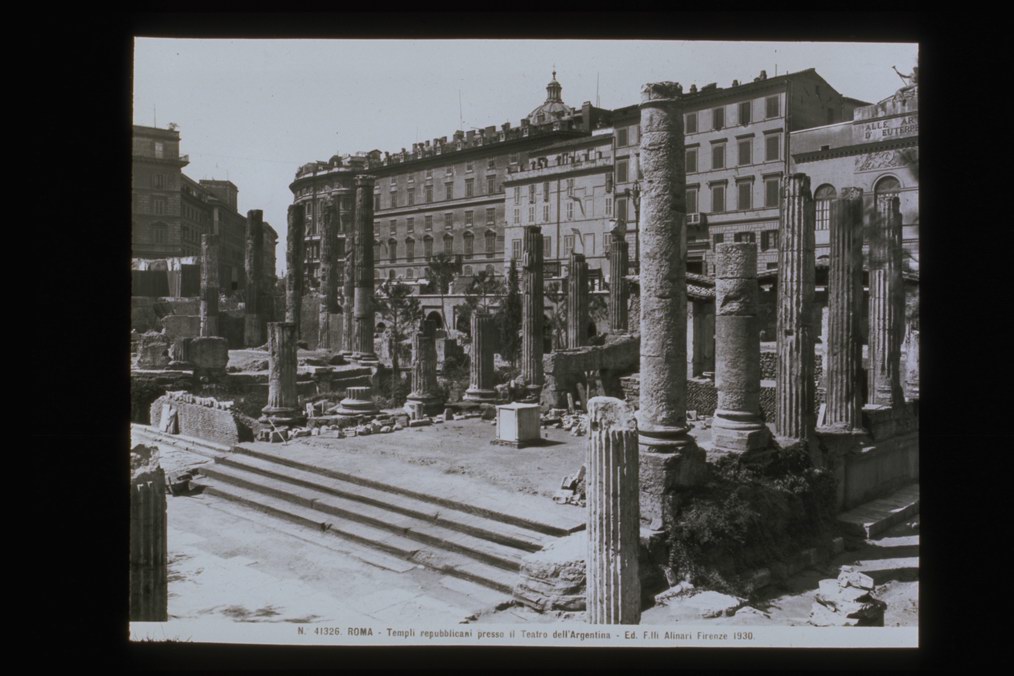 Roma/ Templi repubblicani presso il teatro dell'Argentina (diapositiva) di F.lli Alinari S.p.A. - Istituto di Edizioni Artistiche (ditta) (XX)