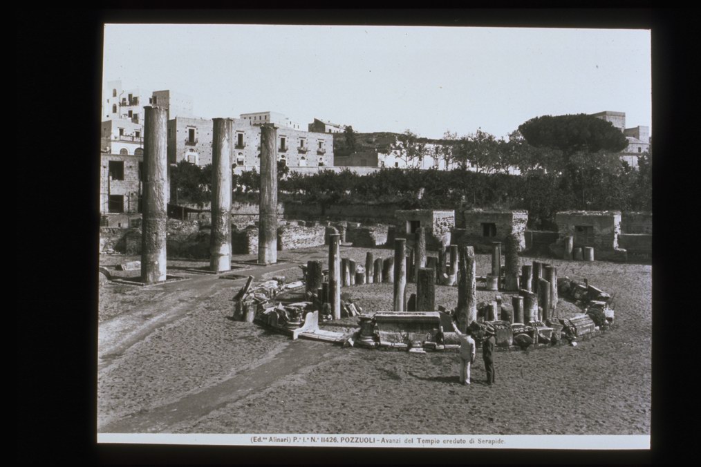 NA/ Pozzuoli/ Tempio di Serapide (diapositiva) di Alinari, Fratelli (ditta), F.lli Alinari S.p.A. - Istituto di Edizioni Artistiche (ditta) (XX)