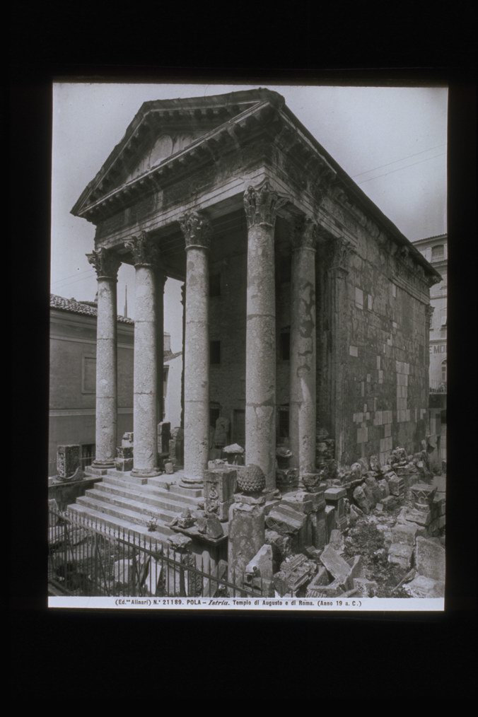 Istria/ Pola/ Tempio di Augusto e di Roma (diapositiva) di Alinari, Fratelli (ditta), F.lli Alinari S.p.A. - Istituto di Edizioni Artistiche (ditta) (XX)