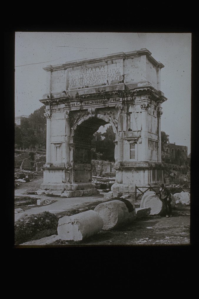 Roma/ Arco di Tito/ veduta (diapositiva) di Istituto Minerva (XX)