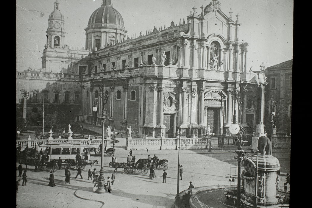 Catania - Cattedrali (diapositiva) di Istituto Italiano Proiezioni Luminose (XX)