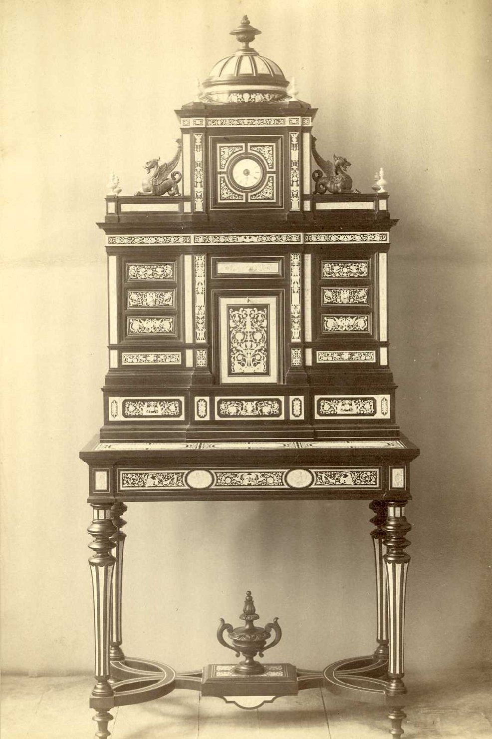 Mobile - Arredi (positivo) di Anonimo (XIX)