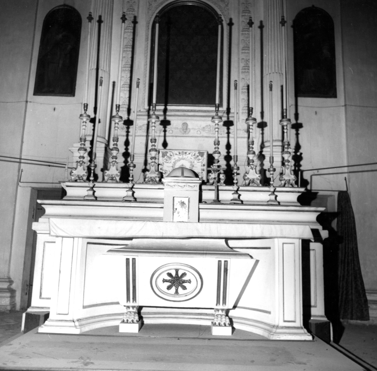 altare maggiore - bottega emiliana (sec. XIX)