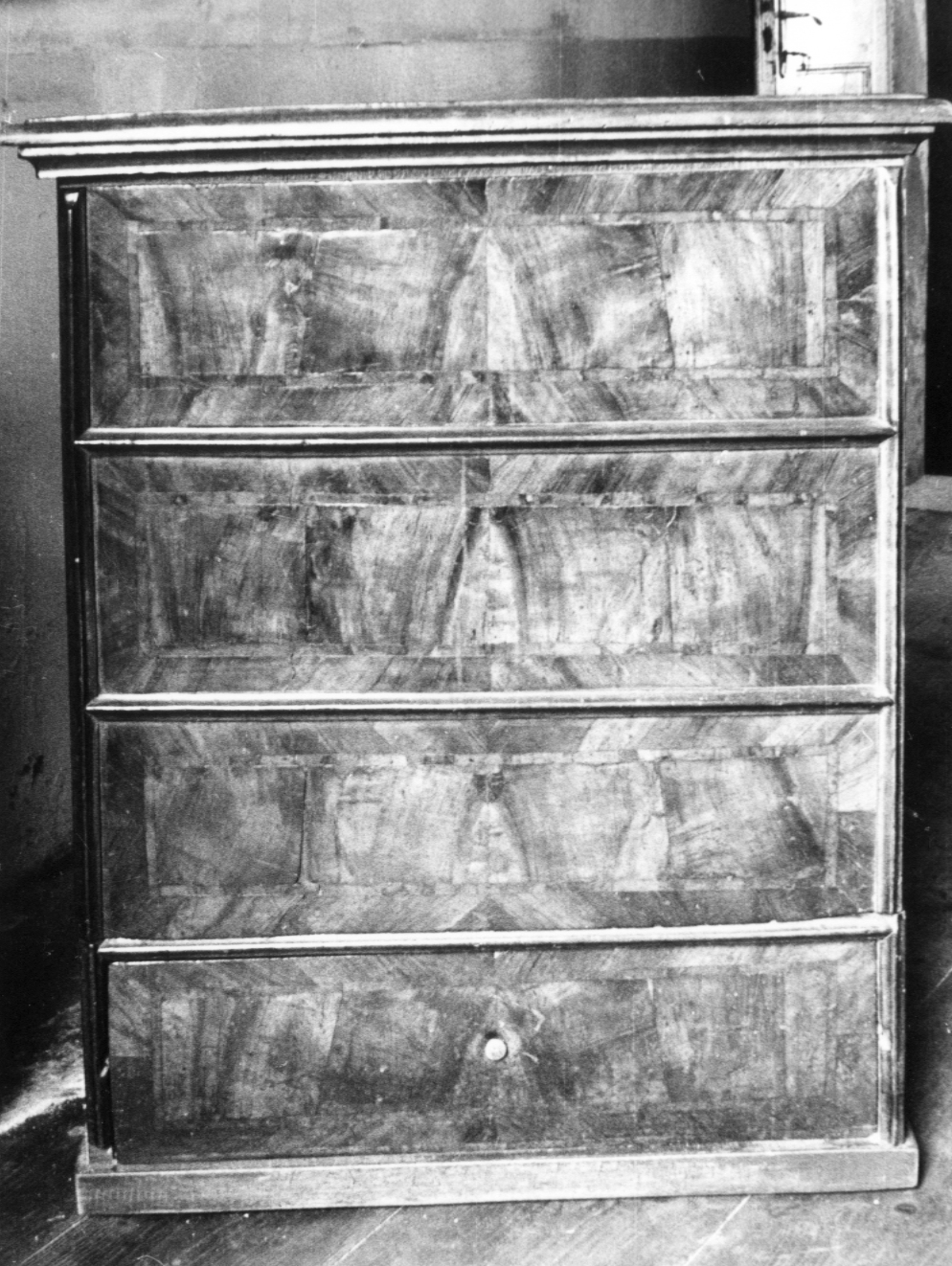 credenzina - ambito bolognese (sec. XIX)