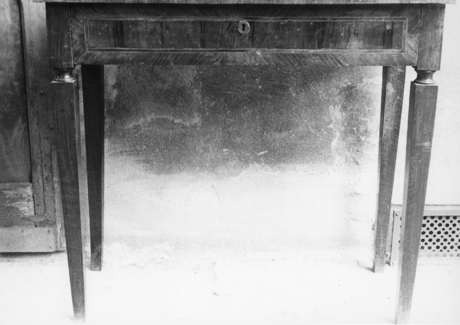 tavolino - ambito bolognese (fine sec. XVIII)