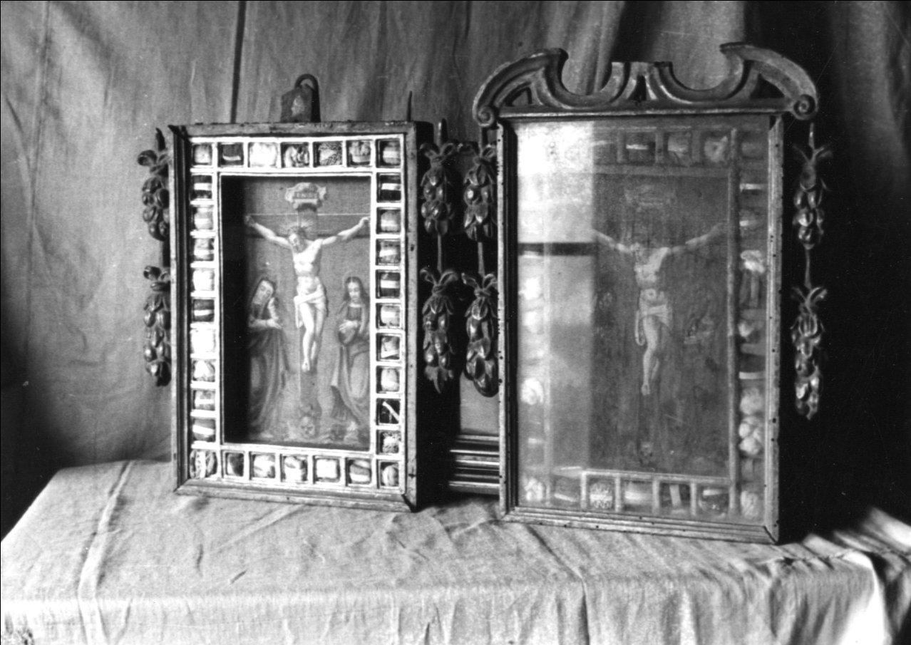 crocifissione di Cristo (reliquiario, coppia) - produzione bolognese (sec. XVII)