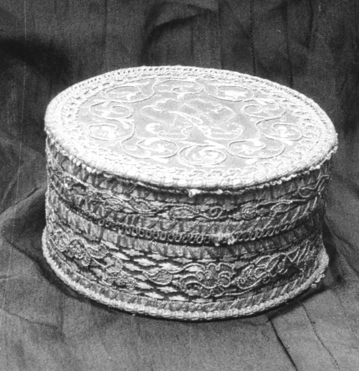 scatola - manifattura bolognese (sec. XVI)