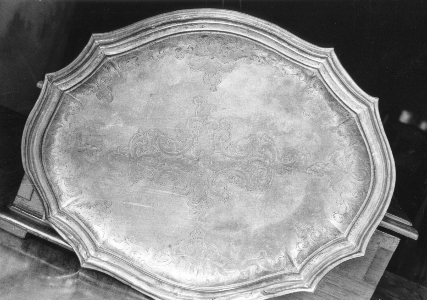 piatto - produzione bolognese (sec. XVIII)